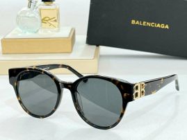 Picture of Balenciga Sunglasses _SKUfw56829191fw
